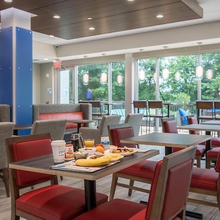 Holiday Inn Express & Suites Greenville S - Piedmont By Ihg Exterior photo