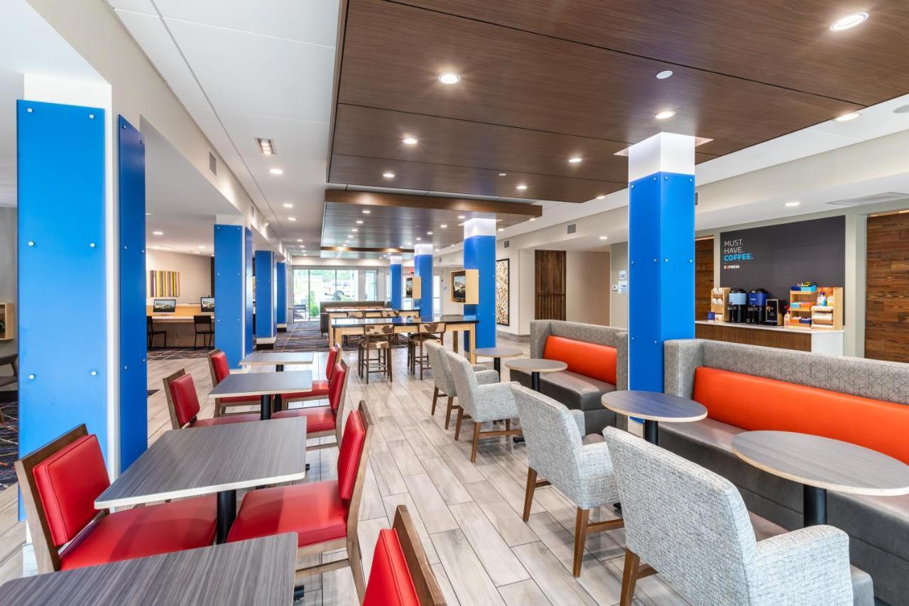 Holiday Inn Express & Suites Greenville S - Piedmont By Ihg Exterior photo